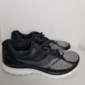 SAUCONY GUIDE 10